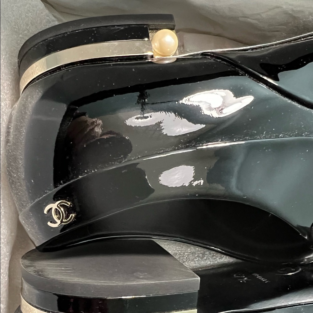 Chanel Interlocking CC Logo Oxfords Black Size 7.5 - Picture 11 of 17